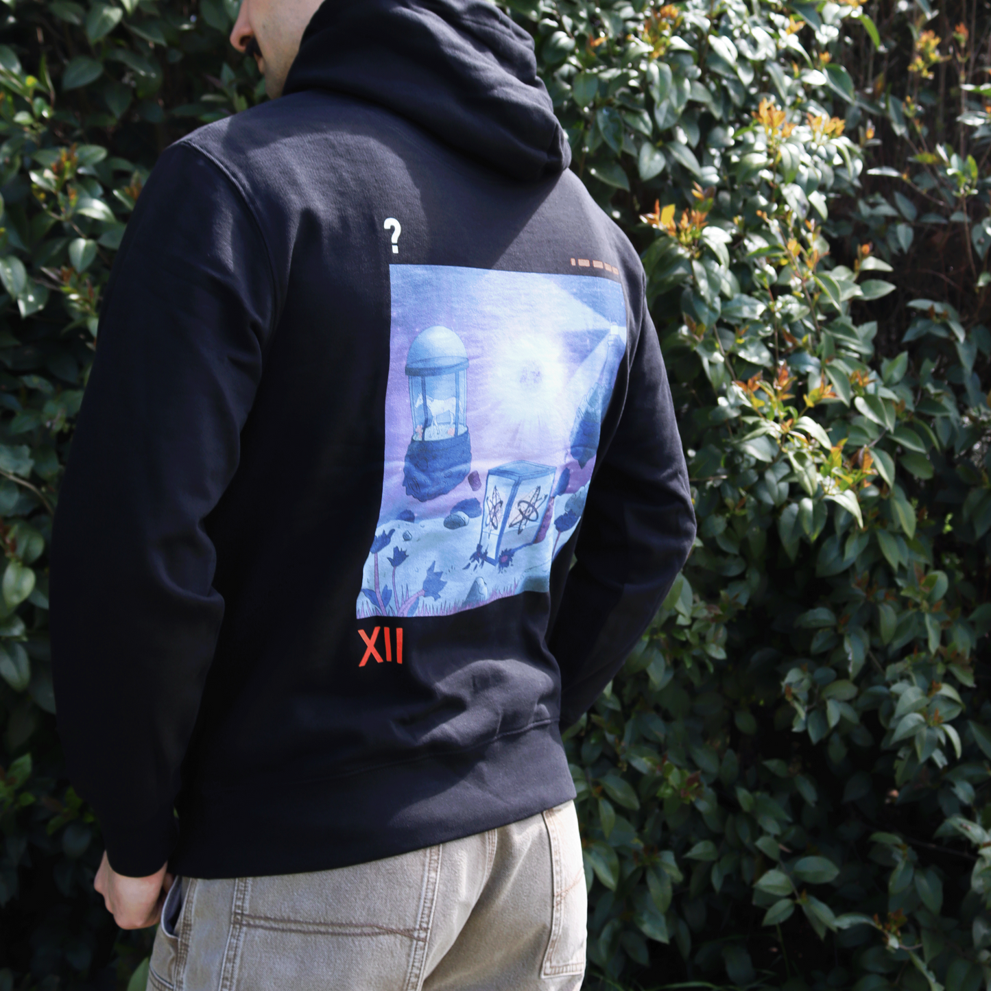 Pamuklu Hoodie | • – – – – /  XII